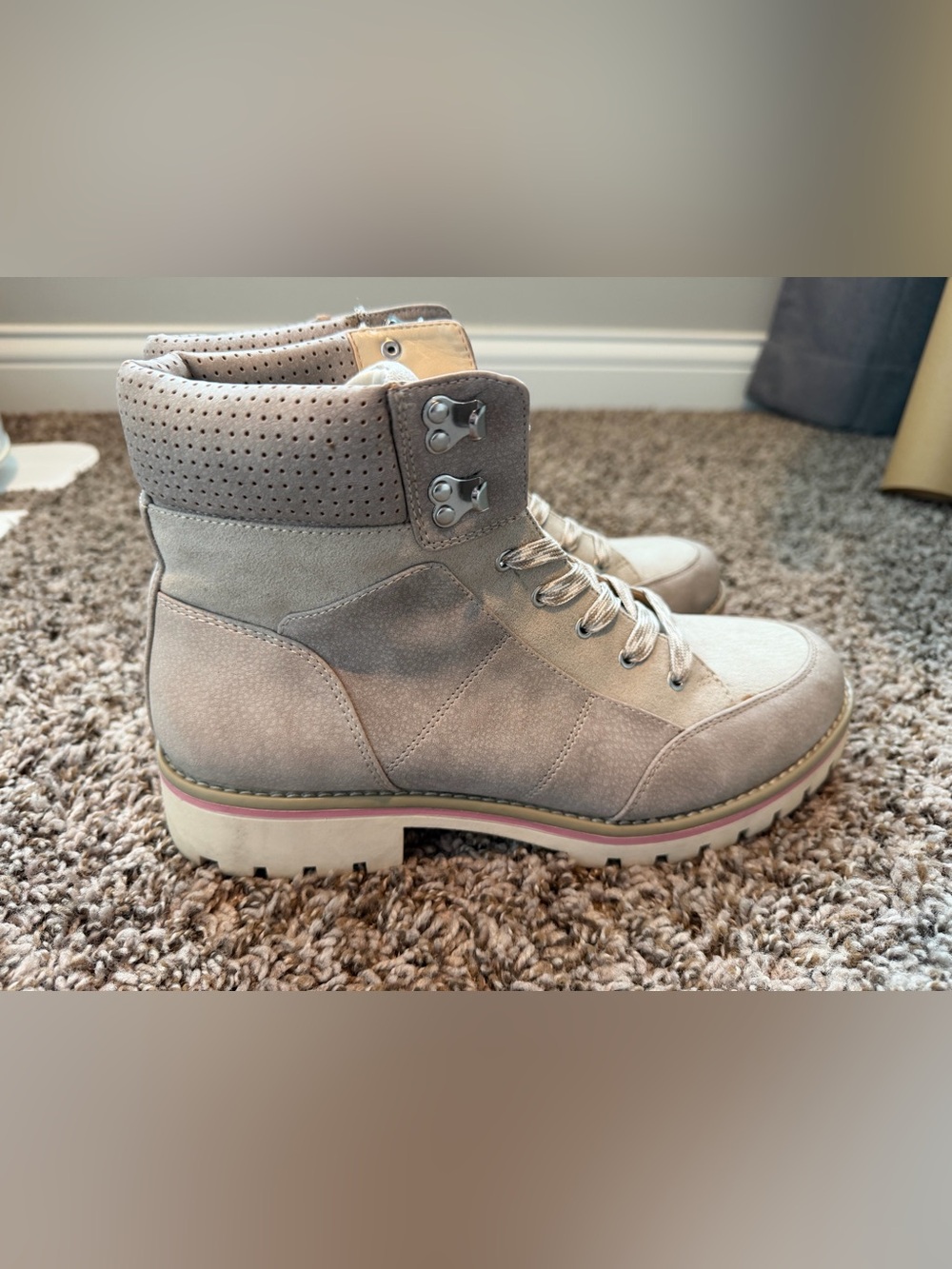 Sole Society Gray Suede Faux Leather Combat Hiking Boots Pink Accent Sz 9.5M